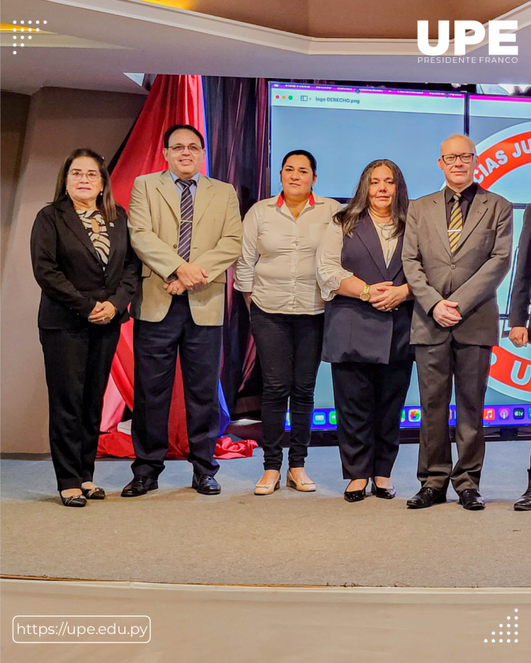 Acto de Bienvenida y Presentación de Autoridades Académicas: Carrera de Derecho 